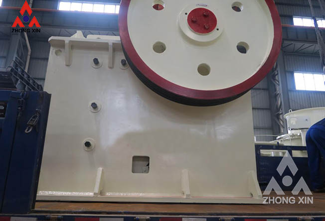 How to choose a suitable large jaw crusher