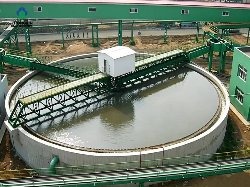 Copper ore concentrate thickener operating for slurry dewatering in copper beneficiation line