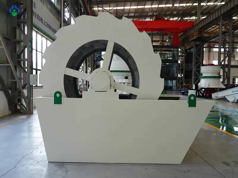 Wheel bucket sand washing equipment in operation delivering clean sand with low material loss