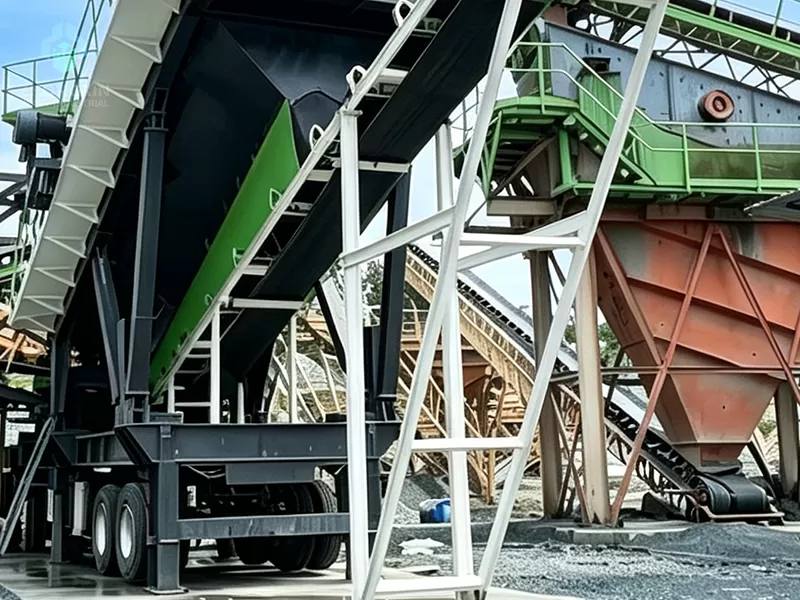 Heavy-duty primary impact crusher processing construction waste and medium-hard rock