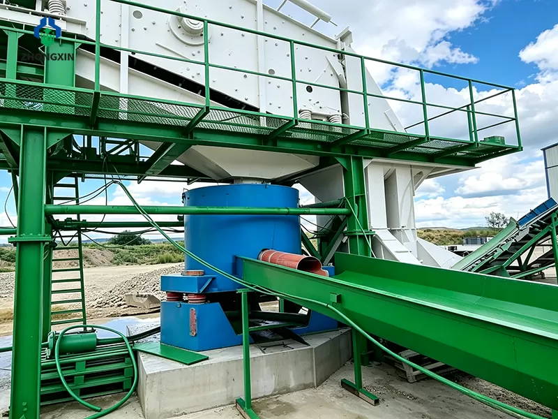 Multi-stage gravity gold separation line integrated with centrifugal concentrator unit