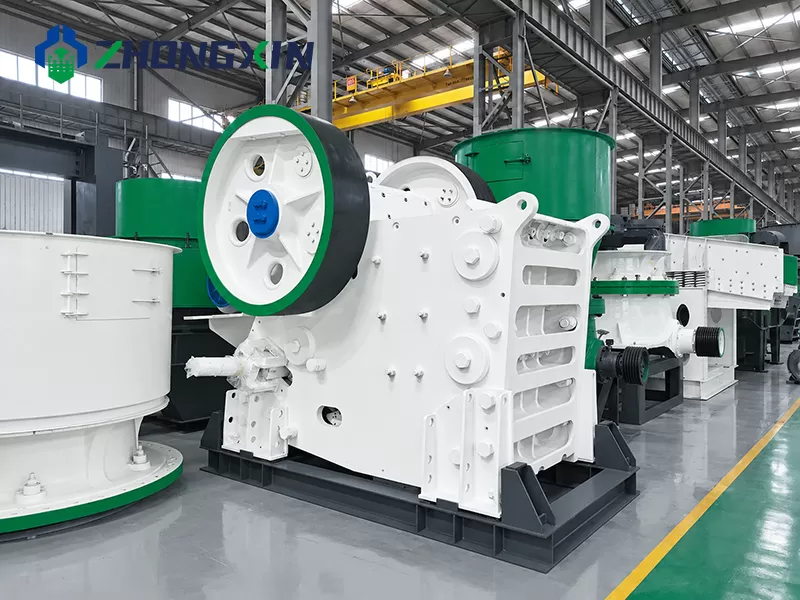 European jaw crushing equipment line for aggregate production plant.