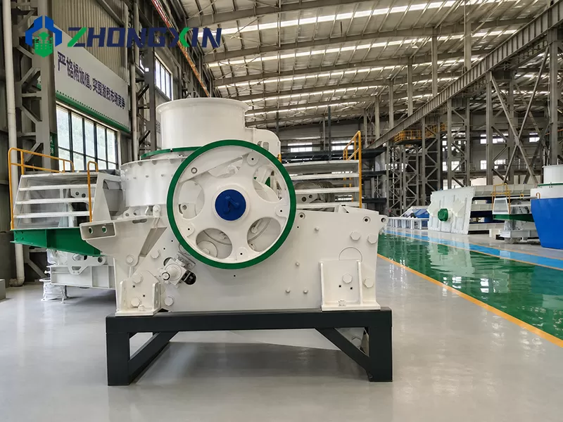 Heavy-duty European jaw crusher machine for granite and basalt crushing.