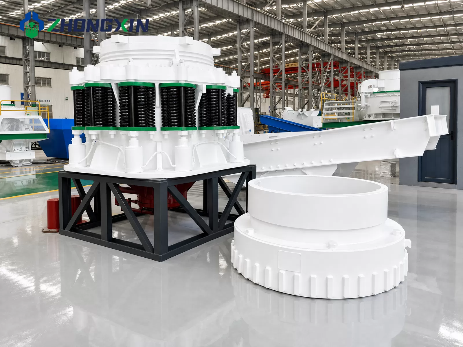 ZX compound cone crusher with manganese steel spare parts in factory