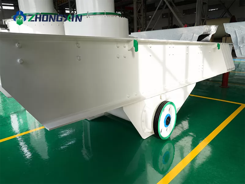 China vibrating feeder factory showcasing industrial vibrator feeder for mining and quarry applications
